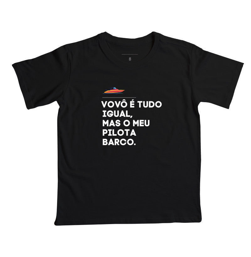 Vovô é tudo igual mas o meu pilota barco